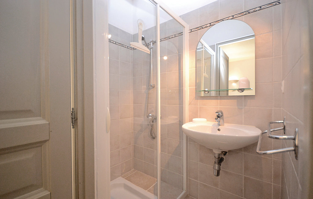 Maison de caractère avec piscine privée à Montbrison sur Lez - Photo 30