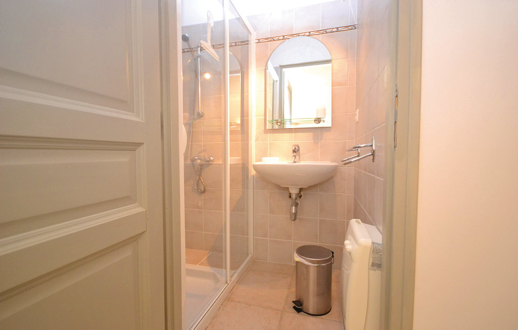 Maison de caractère avec piscine privée à Montbrison sur Lez - Photo 31