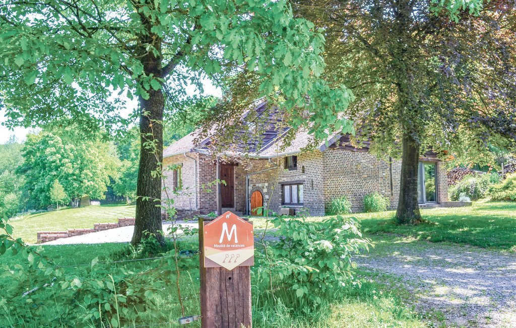 Maison Thanville : 15 000 m² avec ruisseau à Pondrôme - Photo 1