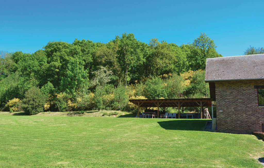 Maison Thanville : 15 000 m² avec ruisseau à Pondrôme - Photo 6
