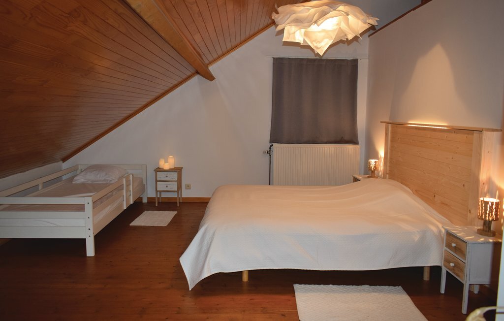 Maison Thanville : 15 000 m² avec ruisseau à Pondrôme - Photo 15
