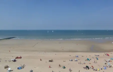 Appartement 38 m² face à la mer à Ostende, 4 personnes : photo 10