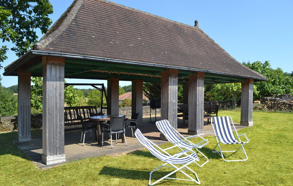 Maison pierre Périgord, jardin 2500m², terrasse couverte - Photo 2