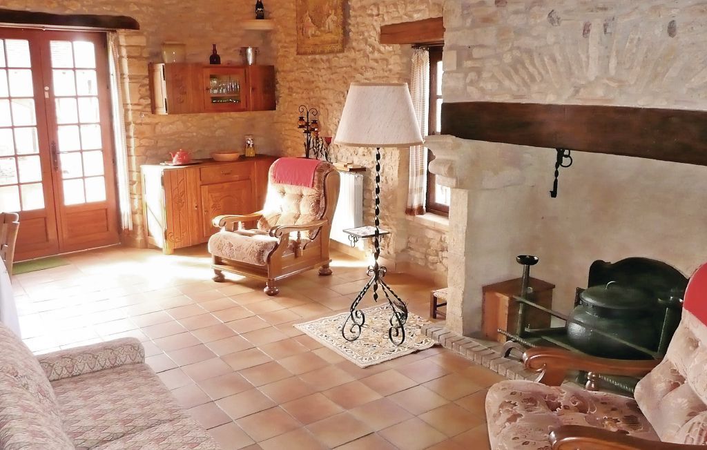 Maison pierre Périgord, jardin 2500m², terrasse couverte - Photo 3