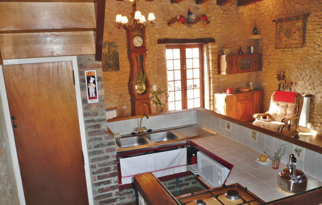 Maison pierre Périgord, jardin 2500m², terrasse couverte - Photo 10