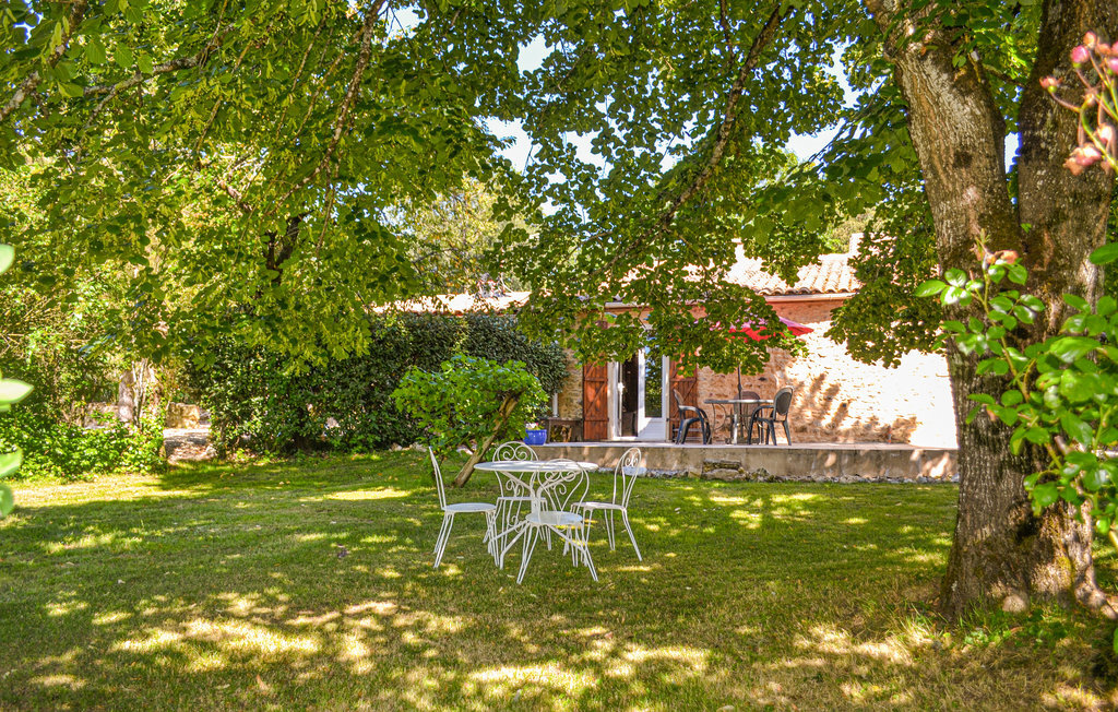 Maison rurale à Lolme, terrasse sud face à la campagne - Photo 2