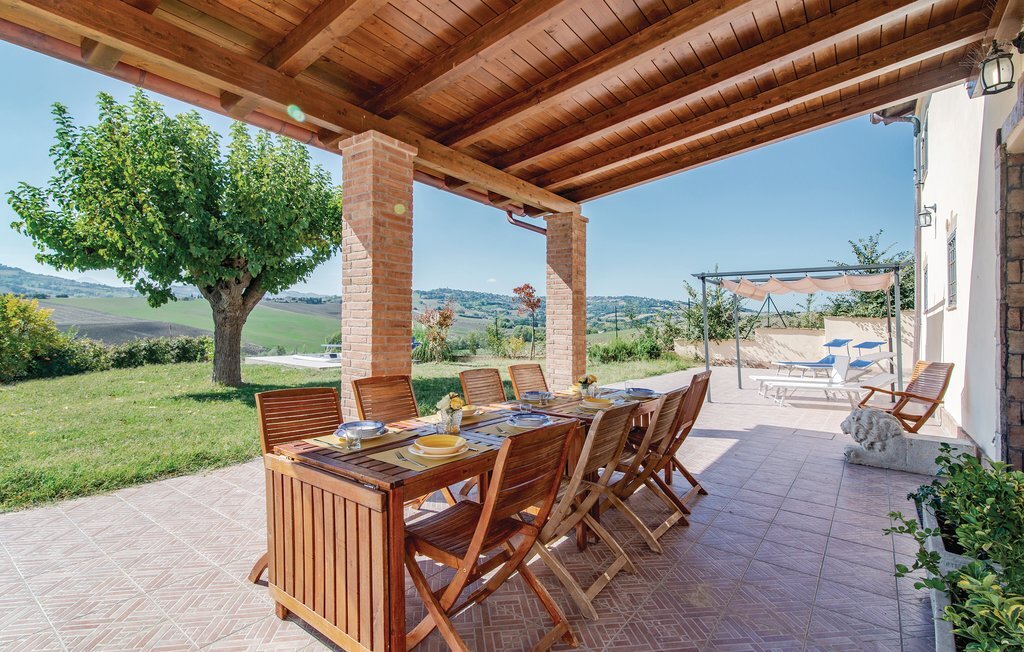 Maison Aurora : 2 appartements, jacuzzi et jardin à Mondavio - Photo 4