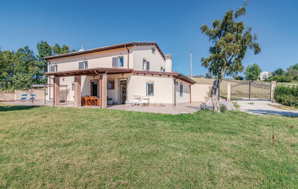 Maison Aurora : 2 appartements, jacuzzi et jardin à Mondavio - Photo 9