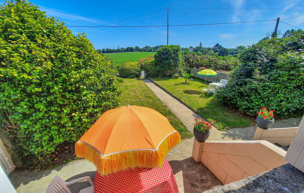 Maison en pierre rénovée avec jardin à Morlaix - Photo 15