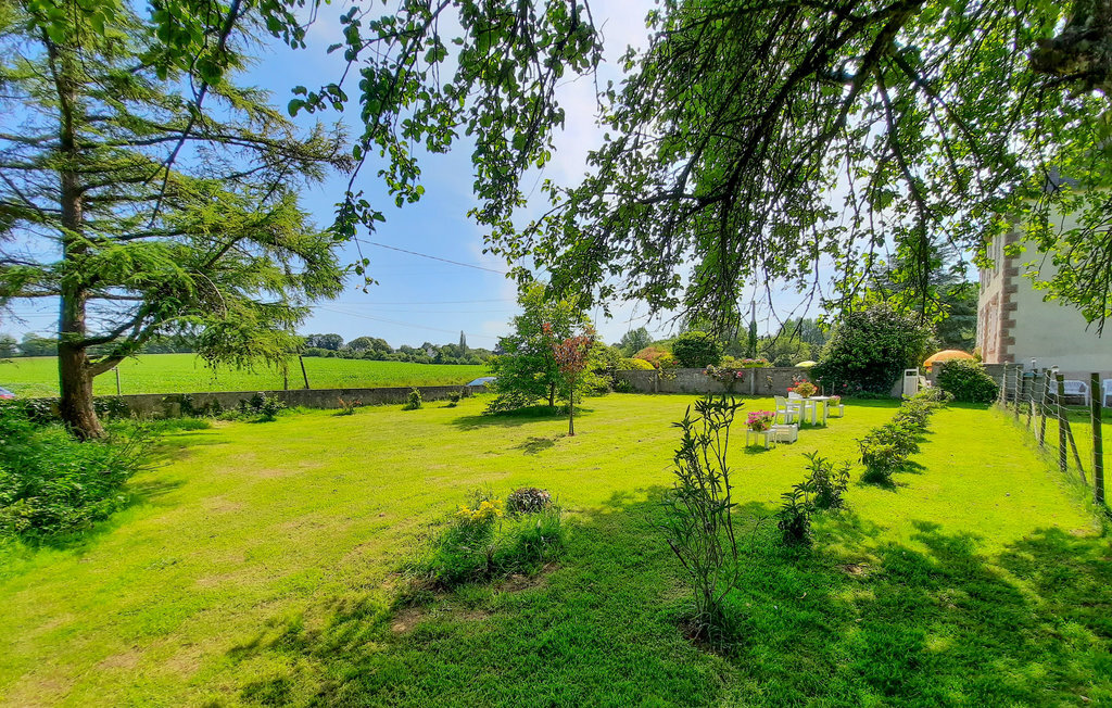 Maison en pierre rénovée avec jardin à Morlaix - Photo 17