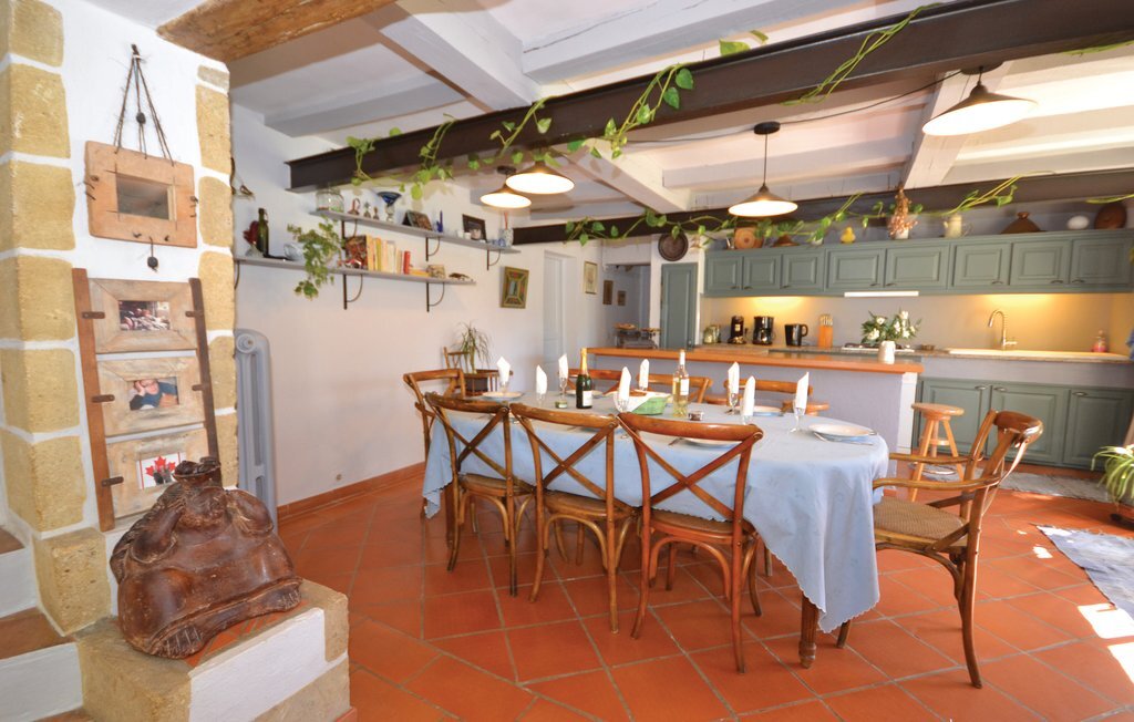 Maison 10 personnes à St Quentin La Poterie - Photo 2