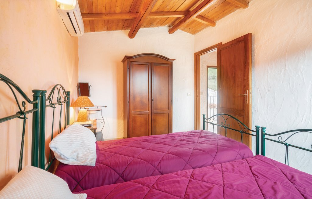 Rustico gli Oleandri, Maison 8 personnes à Orgosolo - Photo 9