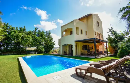 Location maison à Finikia