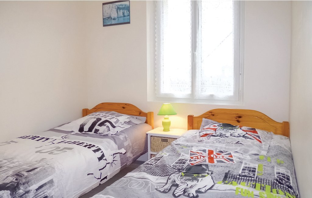 Maison 80 m² à 120 m de la plage de Quinéville - Photo 17