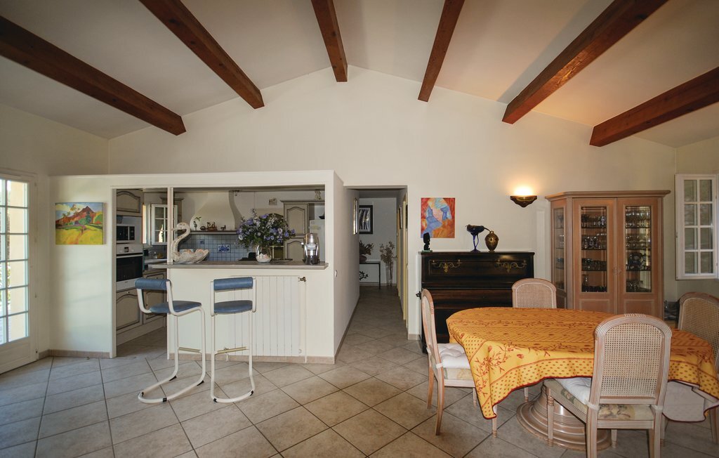 Maison de plain-pied avec piscine à Sainte-Anastasie - Photo 15