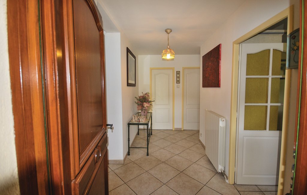 Maison de plain-pied avec piscine à Sainte-Anastasie - Photo 18