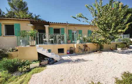 Location maison de vacances à St Anastasie s Issoles