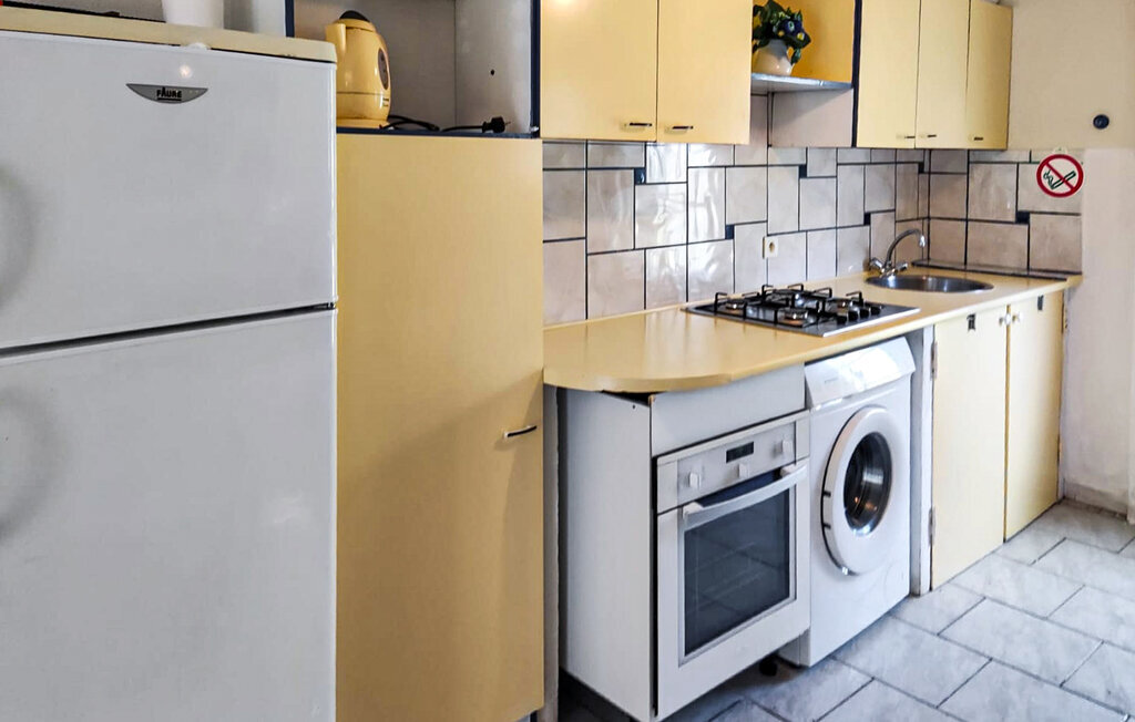 Maison mitoyenne au bord de l'eau à Salernes - Photo 3