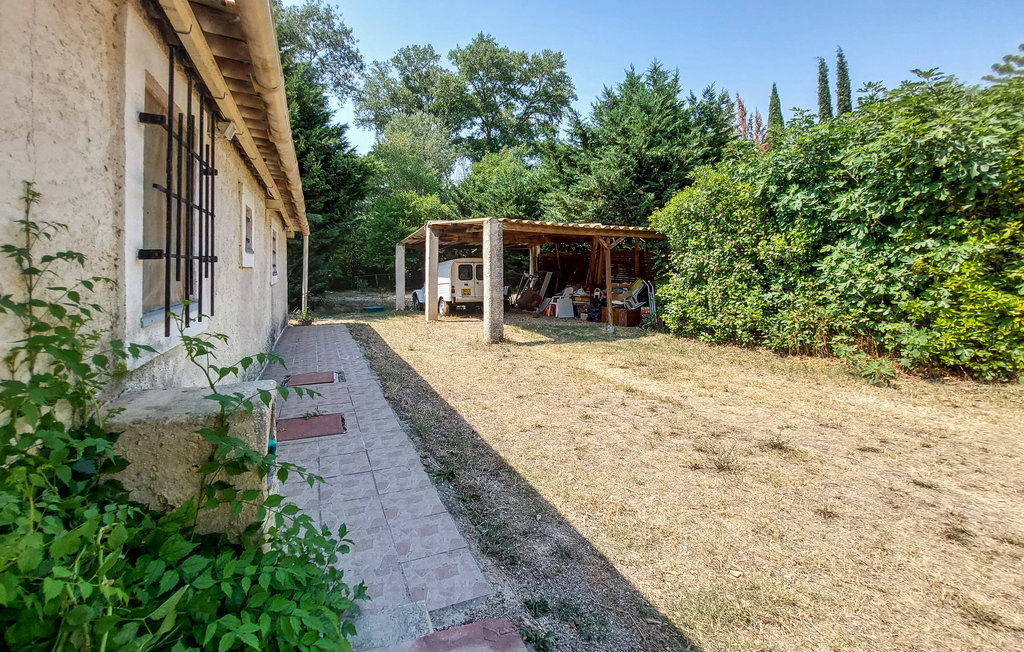 Maison mitoyenne au bord de l'eau à Salernes - Photo 9