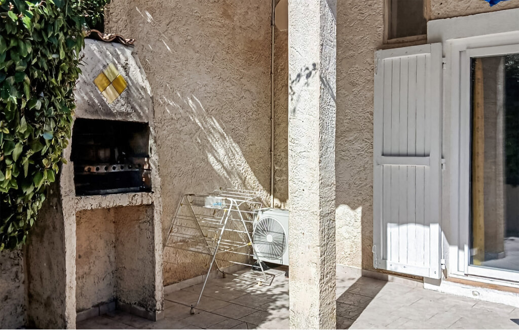 Maison mitoyenne au bord de l'eau à Salernes - Photo 11