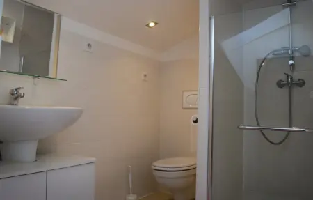 Appartement mansardé Sollacaro, pierres et vue golfe : photo 7
