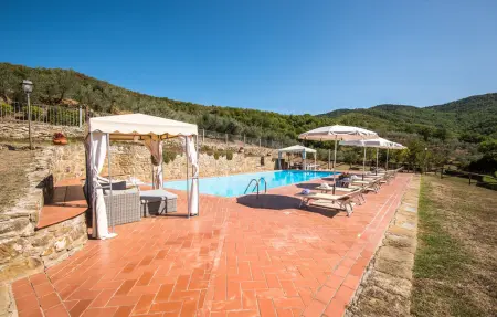 Ancienne ferme toscane 16 pers. avec piscine privée : photo 10