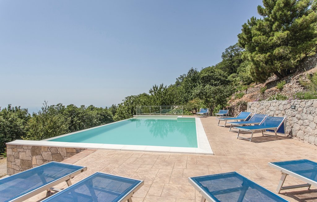 Marianna – Maison 5 chambres piscine à Graniti - Photo 8