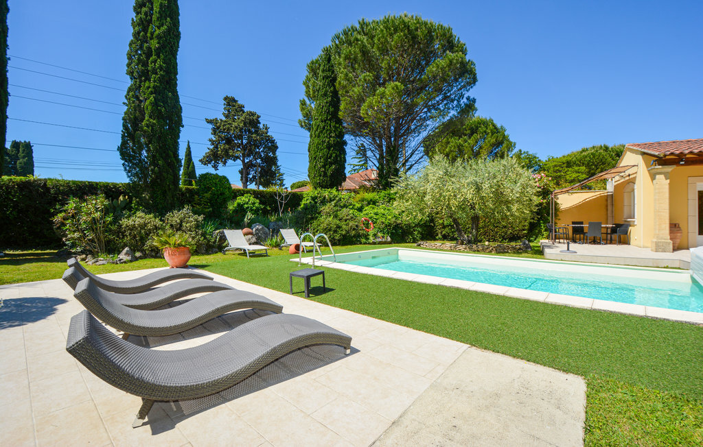 Maison provençale avec piscine privée à Cabannes - Photo 1