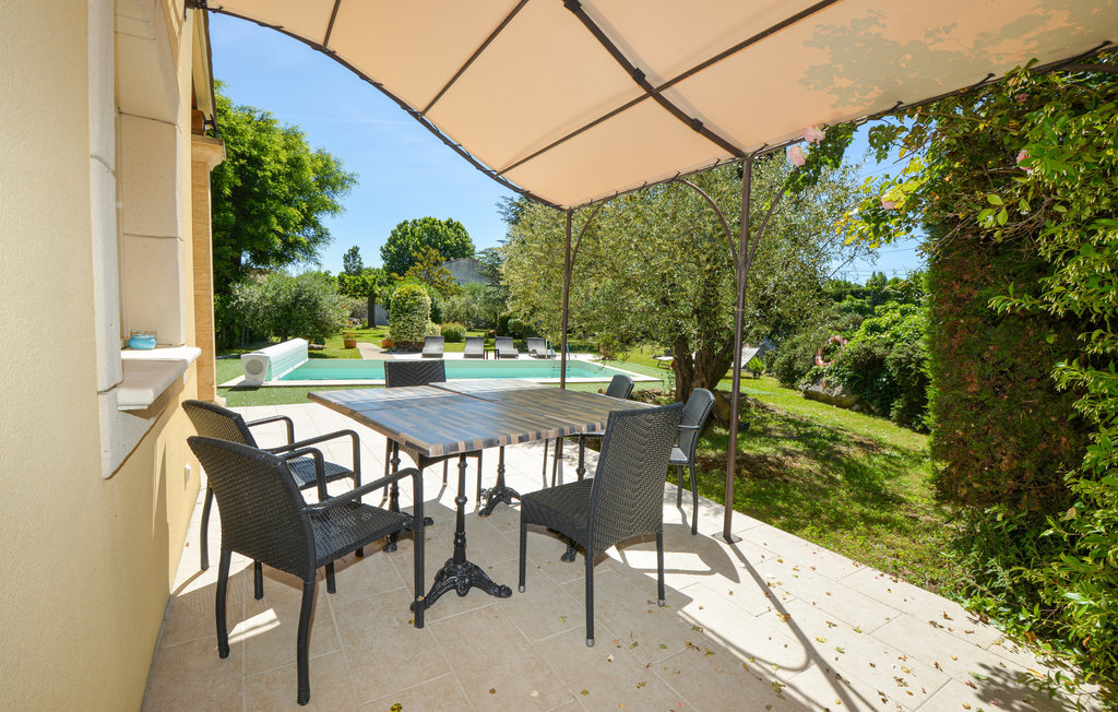 Maison provençale avec piscine privée à Cabannes - Photo 2
