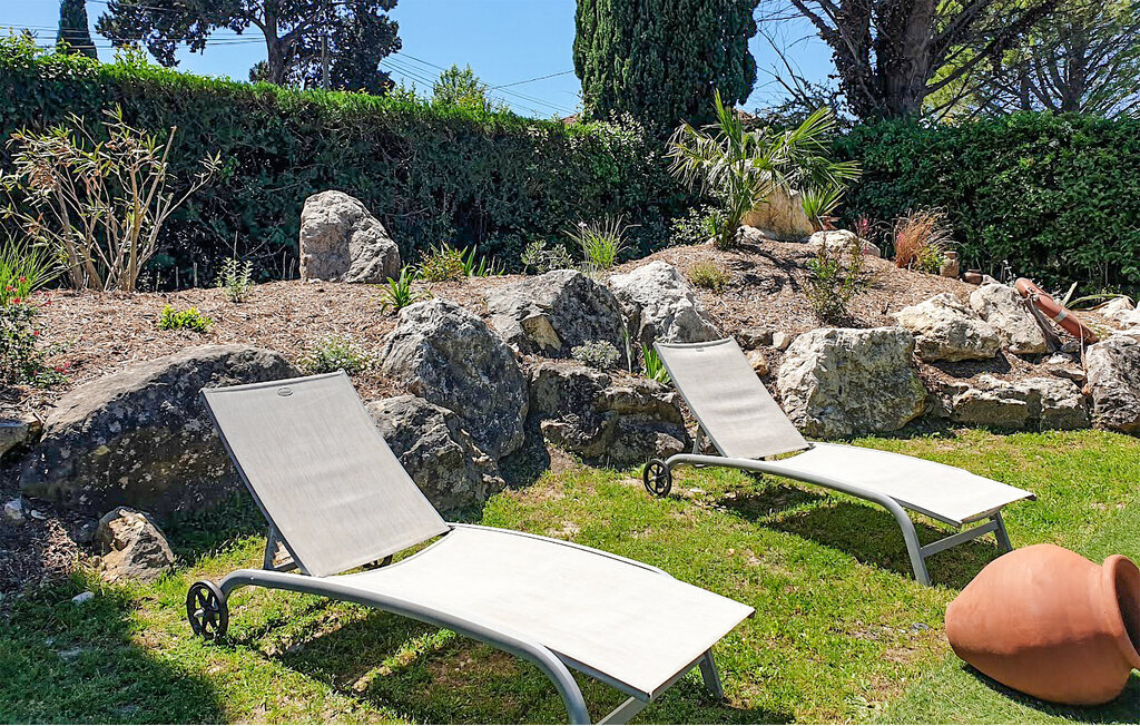 Maison provençale avec piscine privée à Cabannes - Photo 14