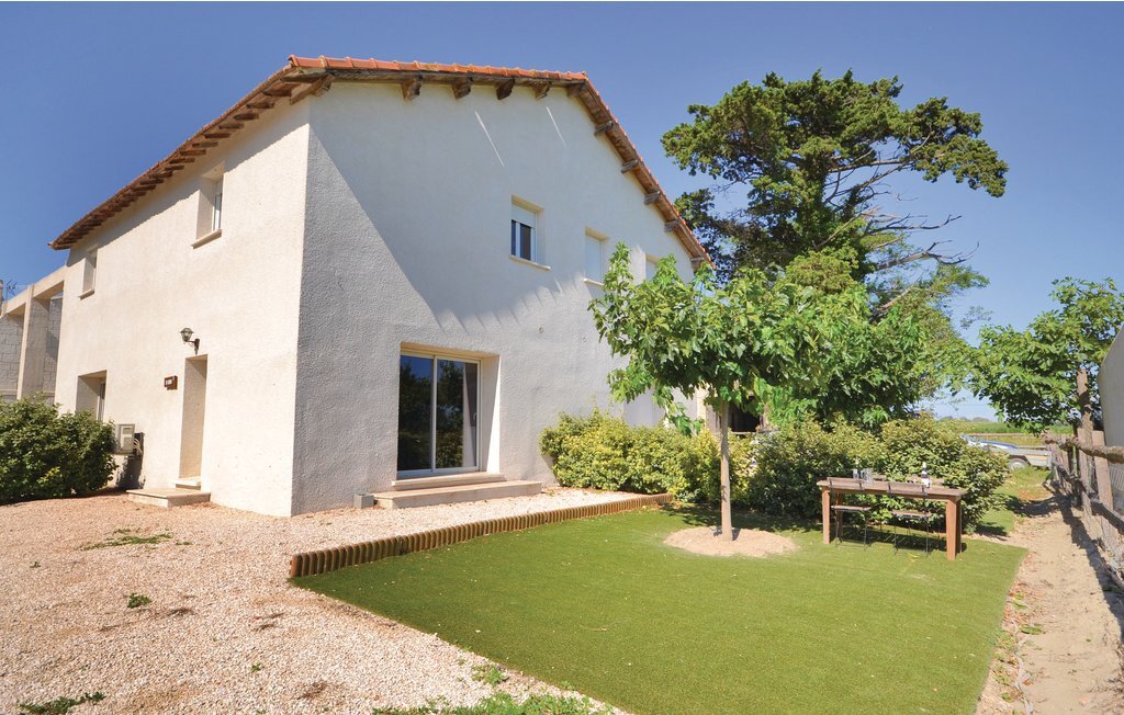 Maison avec piscine partagée au Sambuc - Photo 3
