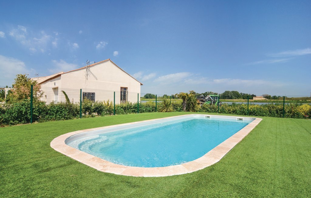 Maison avec piscine partagée au Sambuc - Photo 9