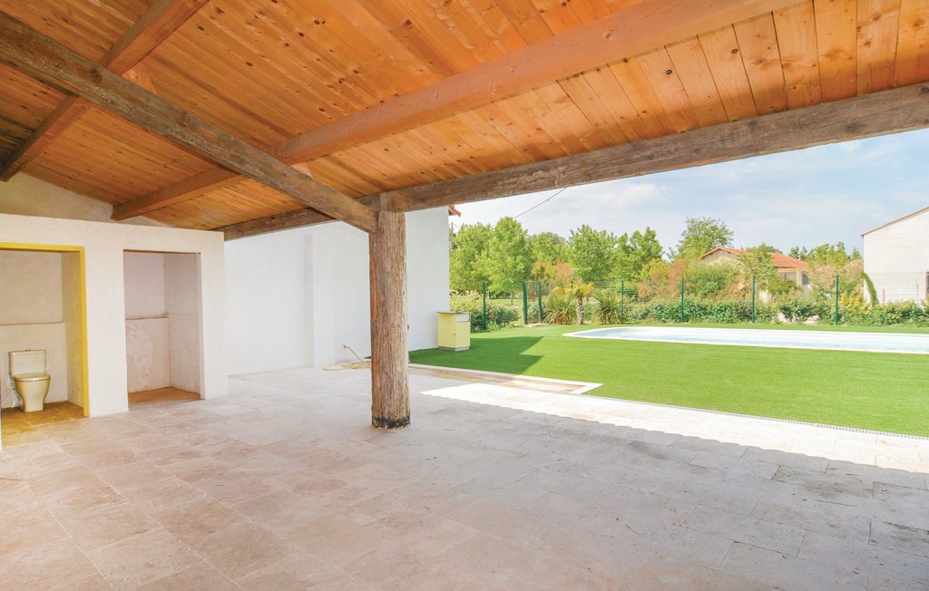 Maison avec piscine partagée au Sambuc - Photo 11