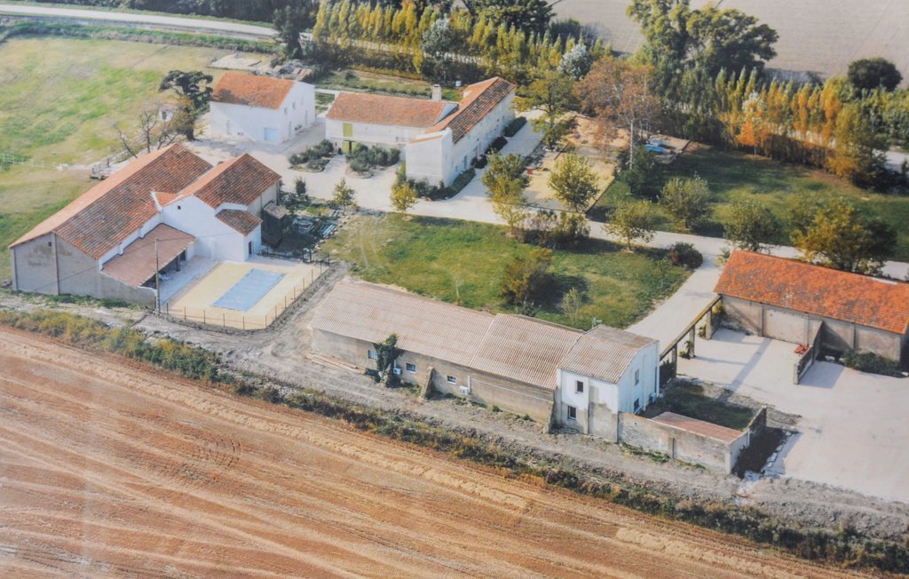 Maison avec piscine partagée au Sambuc - Photo 14
