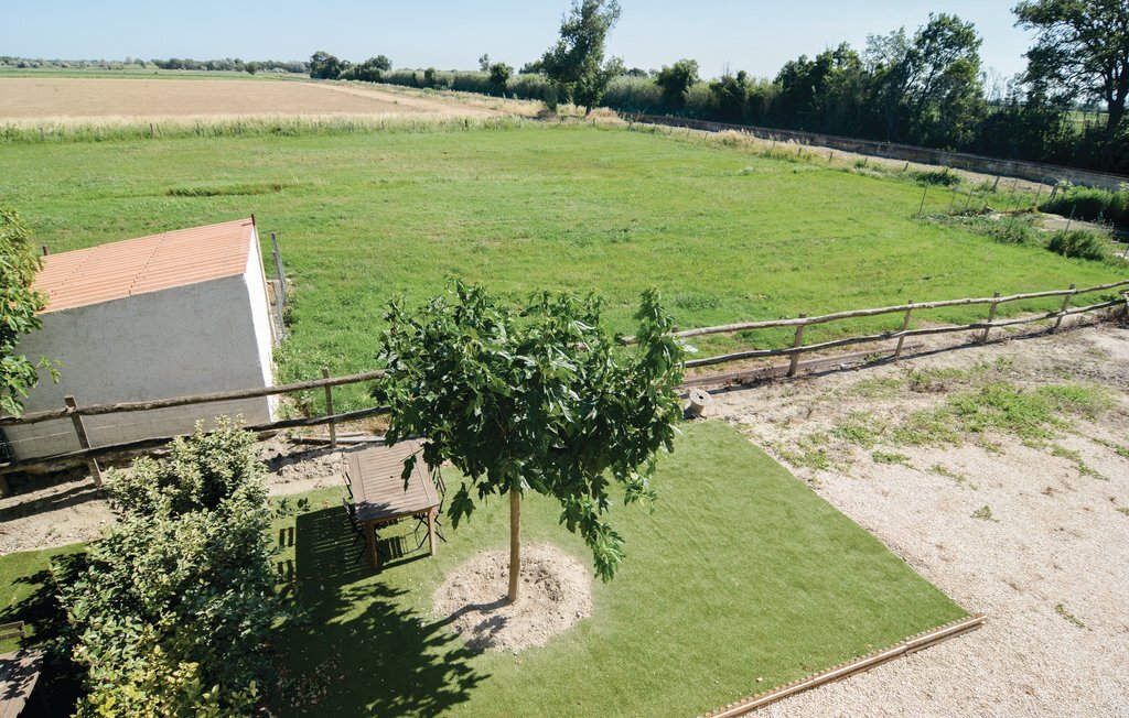 Maison avec piscine partagée au Sambuc - Photo 22
