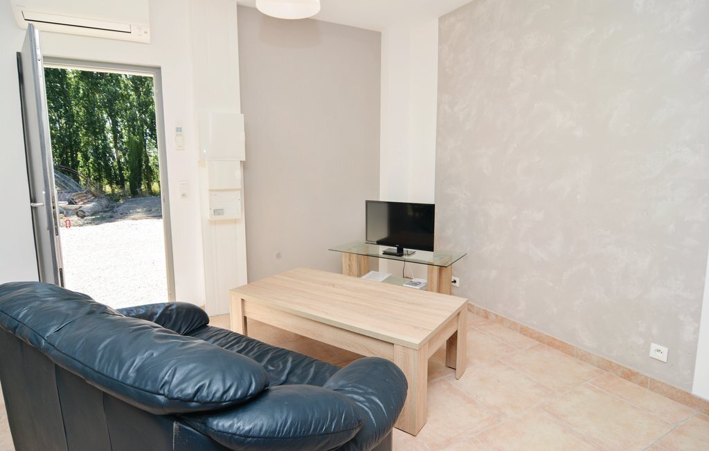 Maison avec piscine partagée au Sambuc - Photo 24