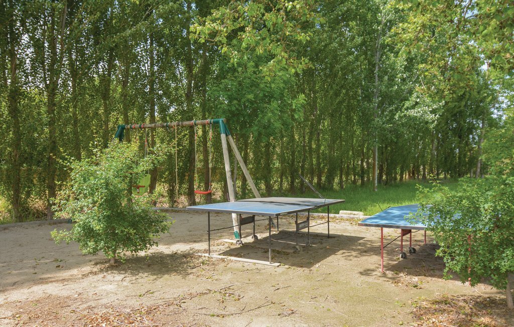 Maison avec piscine partagée au Sambuc - Photo 35
