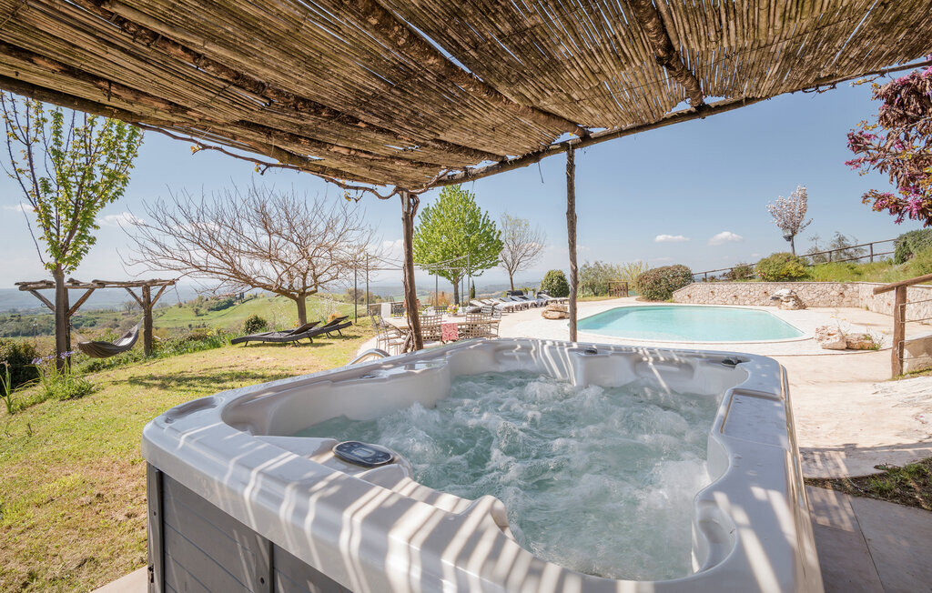 Maison Blue Cherry avec piscine et spa à Collevecchio - Photo 2