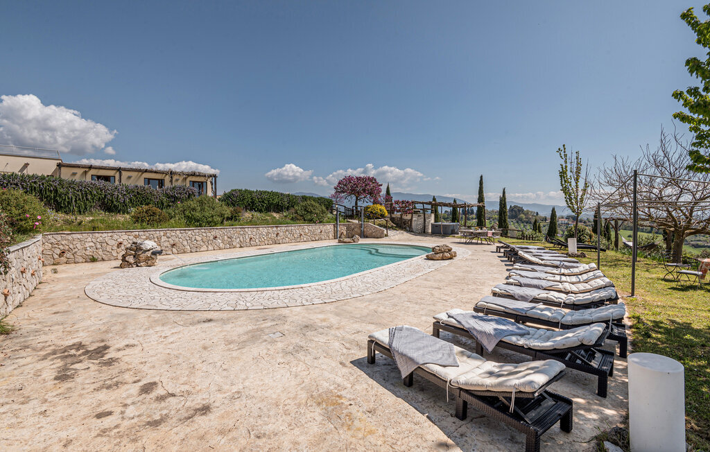 Maison Blue Cherry avec piscine et spa à Collevecchio - Photo 10