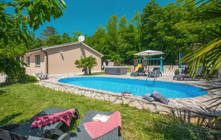 Location maison à Snasici