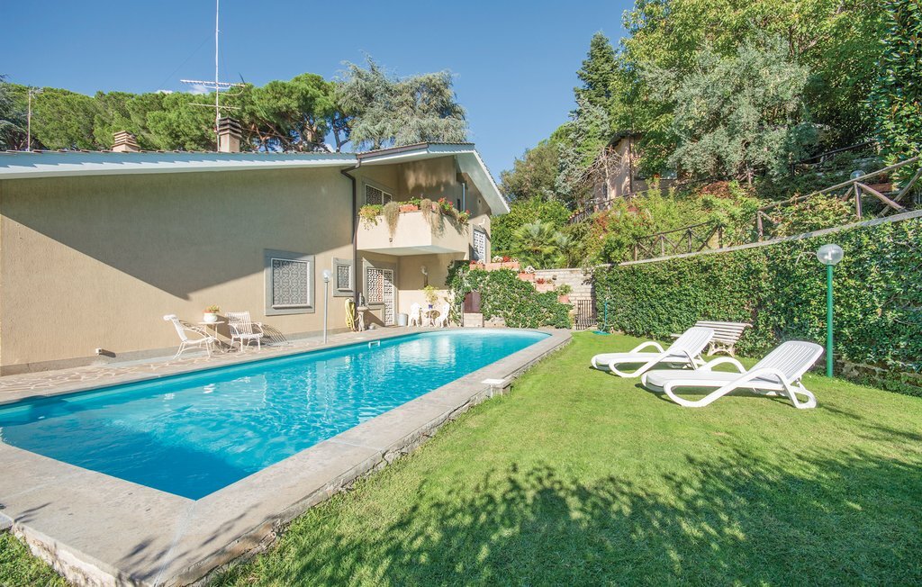 Carlotta, maison panoramique à Grottaferrata avec piscine - Photo 1