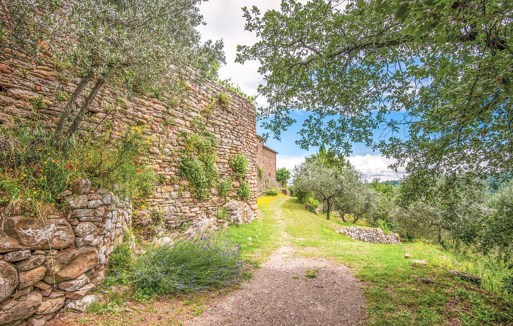 Maison jumelée Borgo Bucine, piscine et tennis - Photo 10