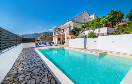 Location maison à Rovanjska