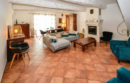 Maison 3 chambres à Châteauneuf-de-Gadagne, terrasse vignes : photo 2
