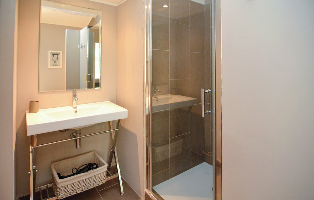 Mas en pierre avec piscine et jacuzzi à Saint-Gilles - Photo 30