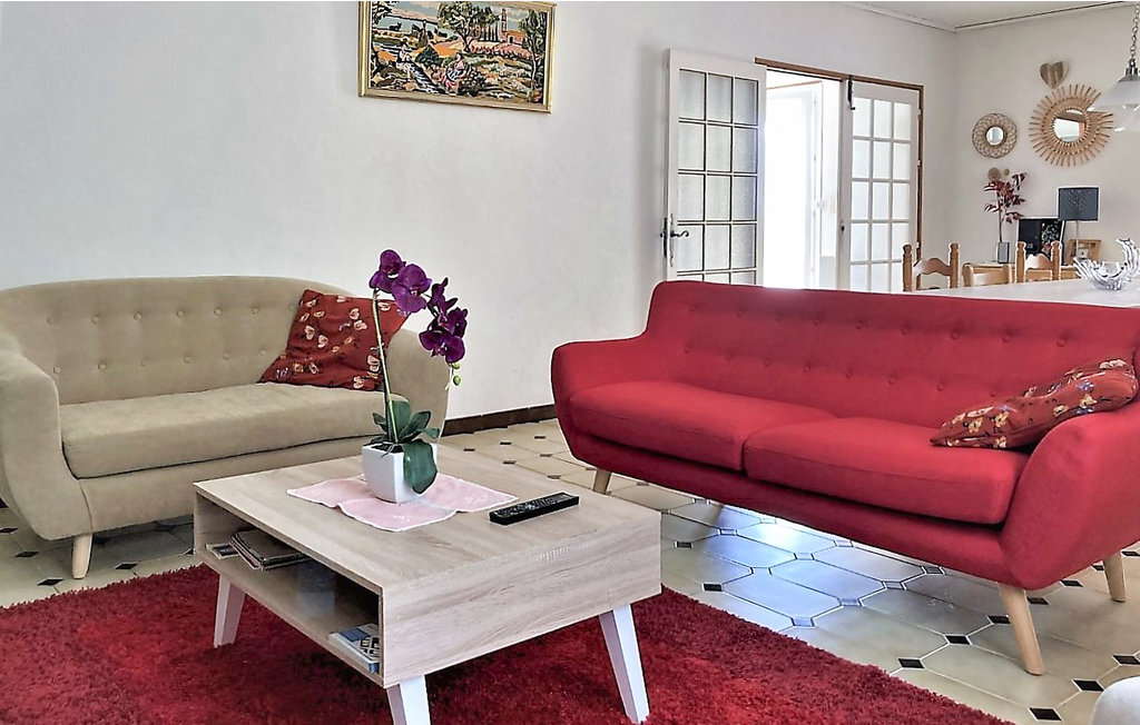 Maison 2 chambres à Saint-Trinit, 1000 m² de jardin - Photo 3