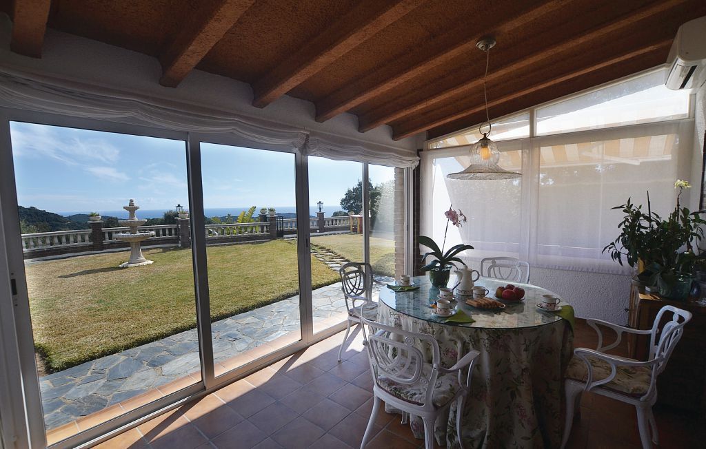 Maison avec piscine et vue mer à St. Cebrià de Vallalta - Photo 27