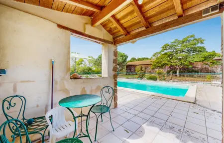 Maison de ferme rénovée avec piscine privée à St Pierre d'Eyraud : photo 7