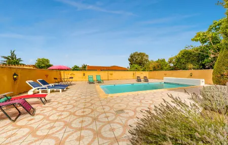 Maison en pierre avec piscine privée à St Pierre d'Eyraud : photo 10