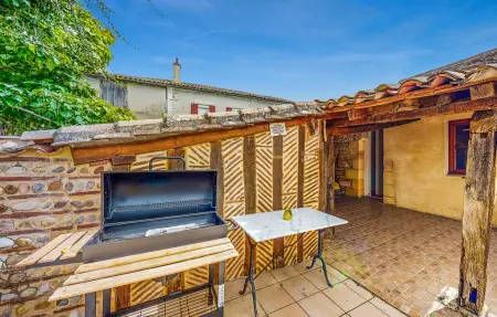 Maison en pierre avec piscine privée à St Pierre d'Eyraud : photo 11